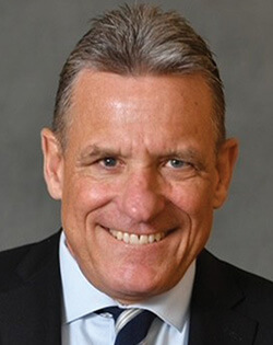 Julian Regan